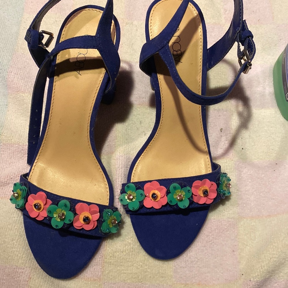 Open toe cobalt blue strappy sandals
